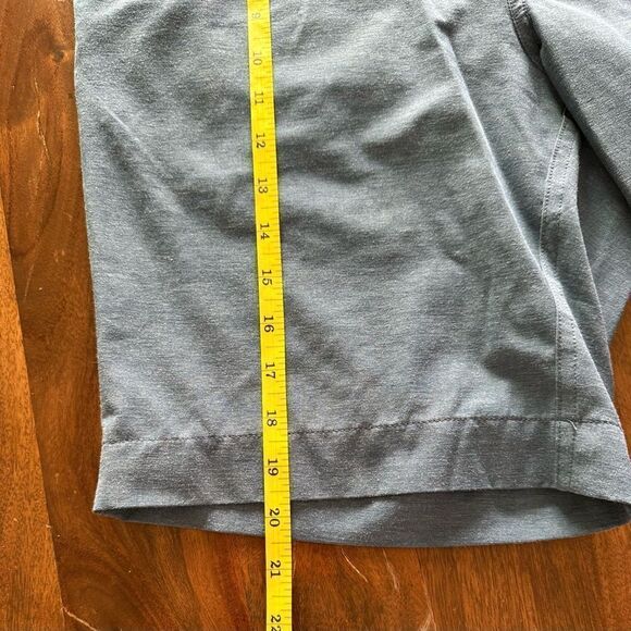 Faherty "All Day Shorts" - Picture 5 of 6